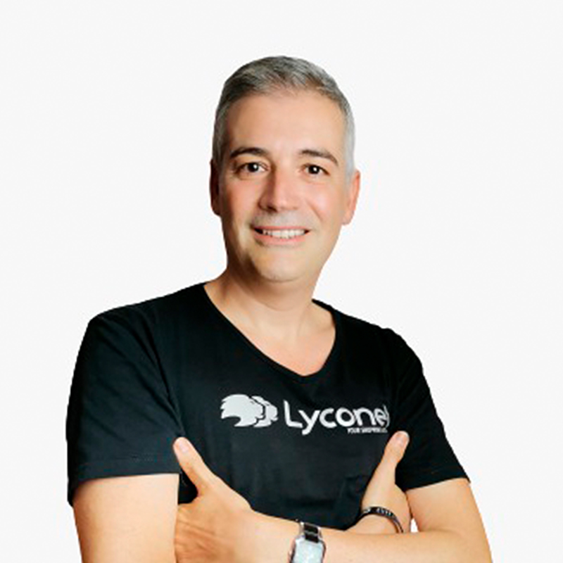 foto hombre sonriendo